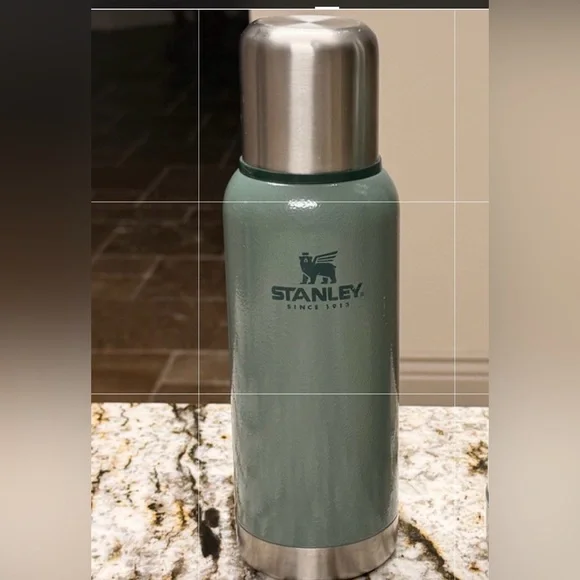 Stanley Classic Green and Silver Stainless Steel 25 oz Thermos with Cup and Lid - Picture 3 of 4